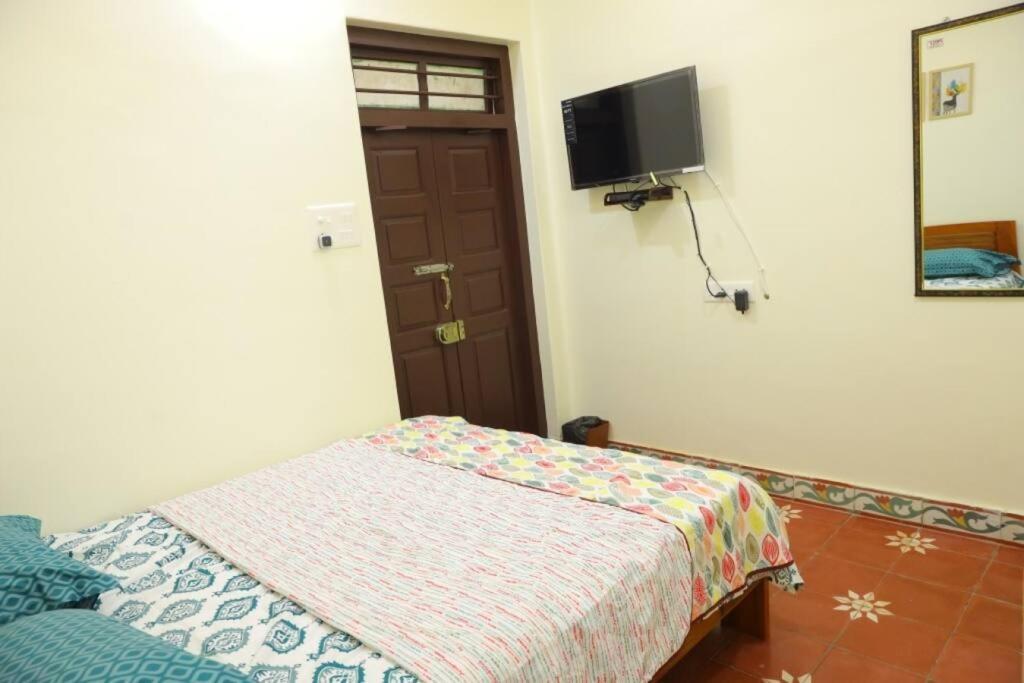 Heritage Home With 3 Bed/3 Bath With Kitchen In A Residential Neighborhood. 马杜赖 外观 照片